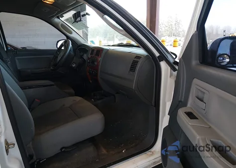 2005 Dodge Dakota Slt z USA, uszkodzony, nr VIN 1D7HE48KX5S218806